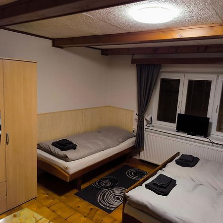 Podhorsky Apartman Materidouska Desna  Ngoại thất bức ảnh